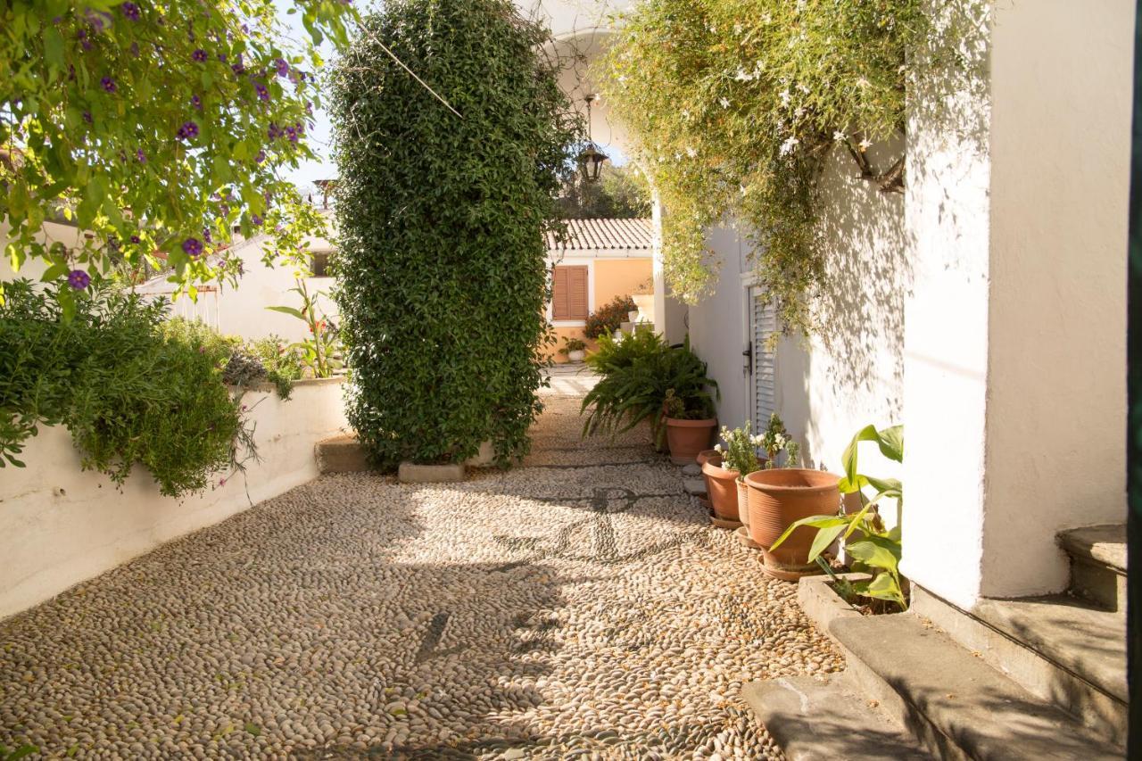 1861 Mansion Spetses Villa Екстериор снимка
