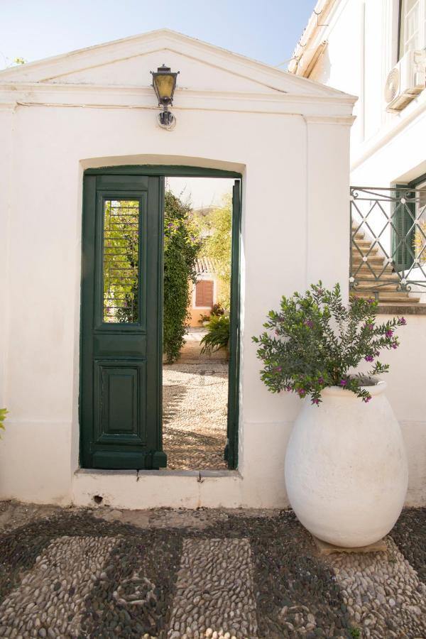 1861 Mansion Spetses Villa Екстериор снимка