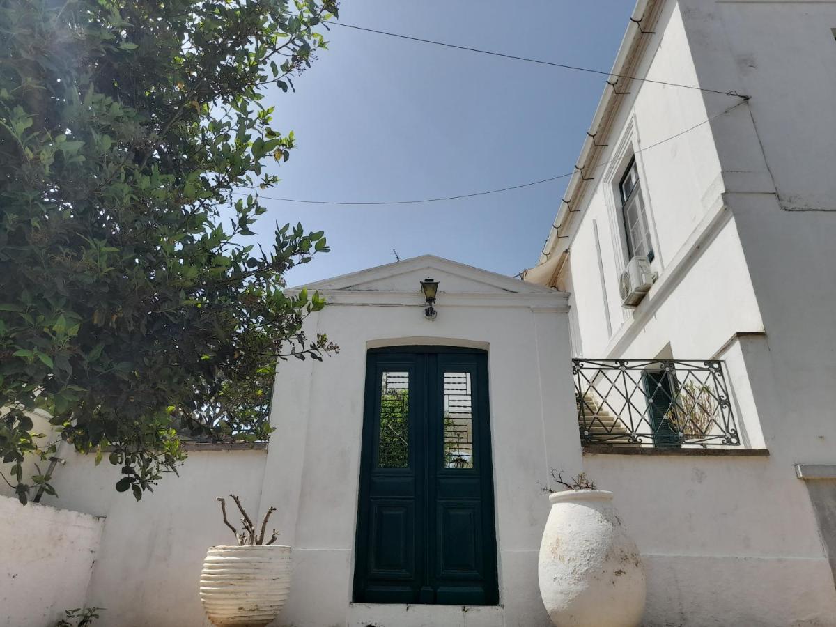 1861 Mansion Spetses Villa Екстериор снимка