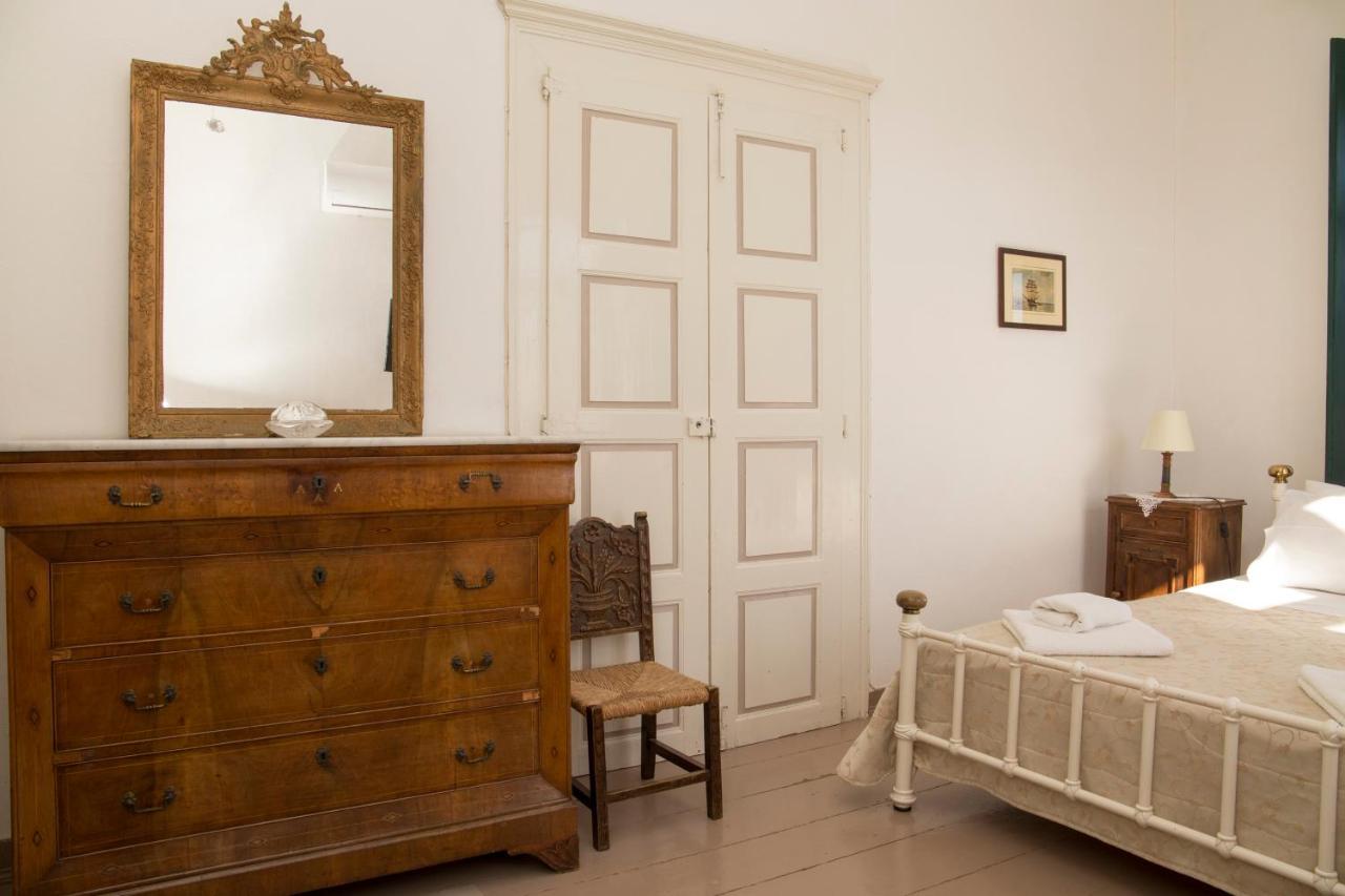 1861 Mansion Spetses Villa Екстериор снимка