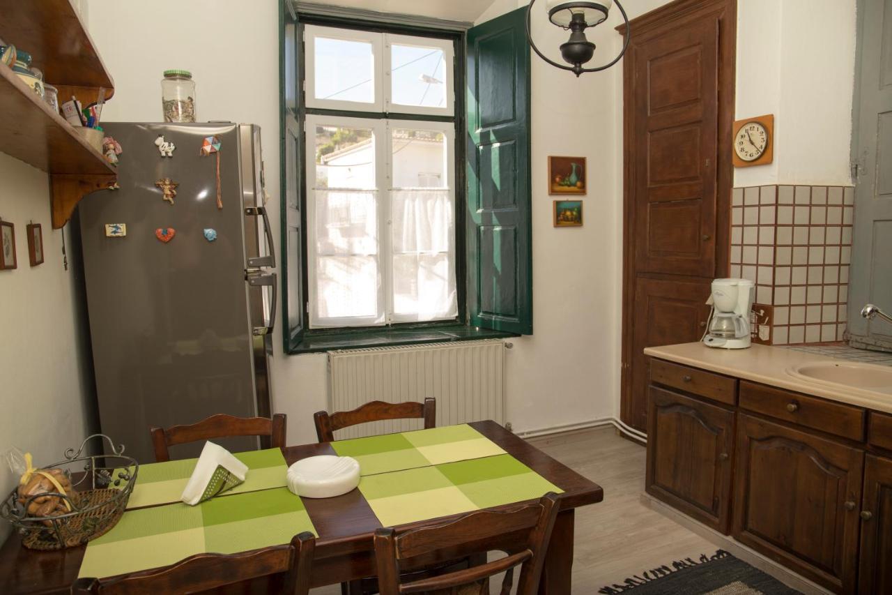 1861 Mansion Spetses Villa Екстериор снимка