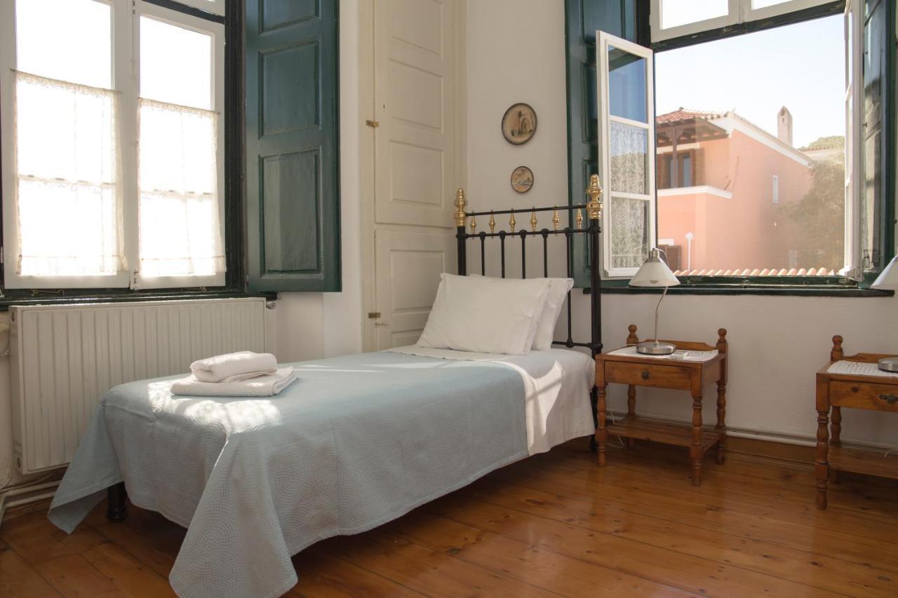 1861 Mansion Spetses Villa Екстериор снимка